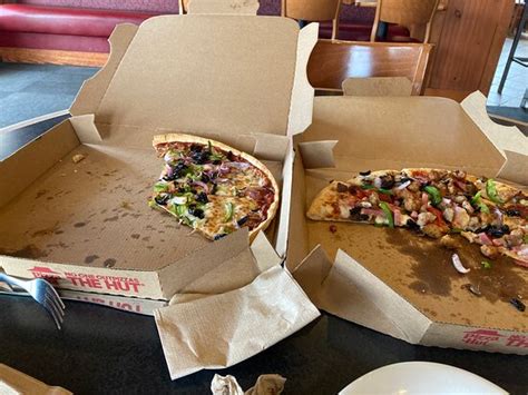 This Deerfield Beach pizzeria is not your typical everyday <b>pizza</b> joint. . Pizza hut hillsboro photos